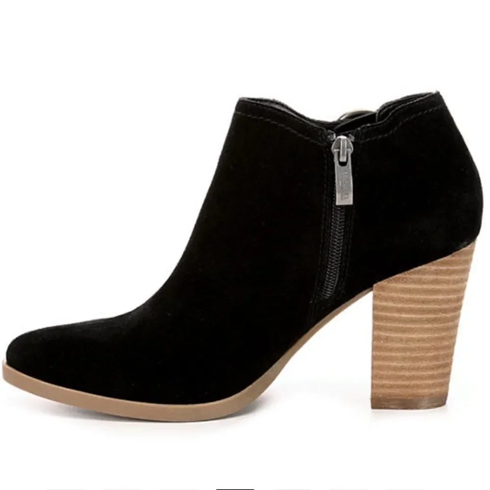 BLACK BOOTIES - Picture 2 of 3